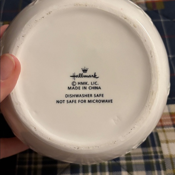 Hallmark Red and White Holiday Cookie Jar with Mittens - Picture 4 of 7